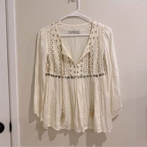 Abercrombie and Fitch NWOT Boho Flowy Peasant Blouse — Size XS